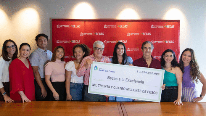 A A A BECAS UNINORFTE