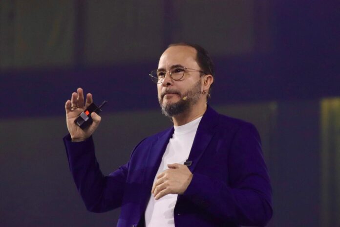 A A A MANUEL FERNANDEZ 1