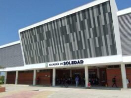 Alcaldía de Soledad entrega nuevo vehículo compactador